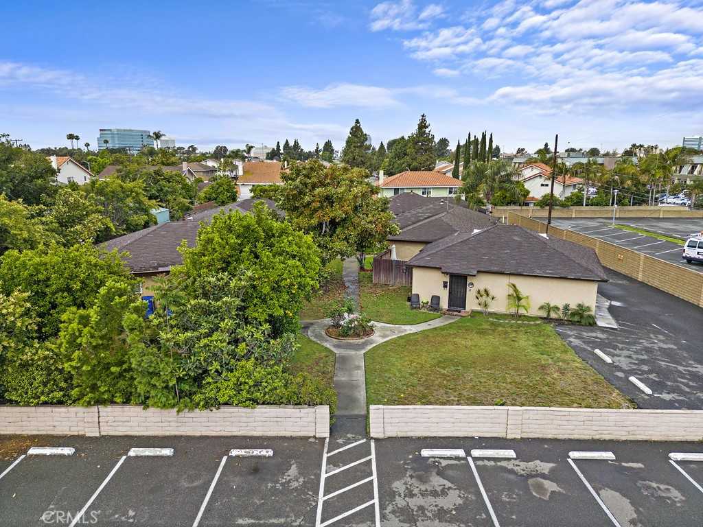 View Orange, CA 92868 property