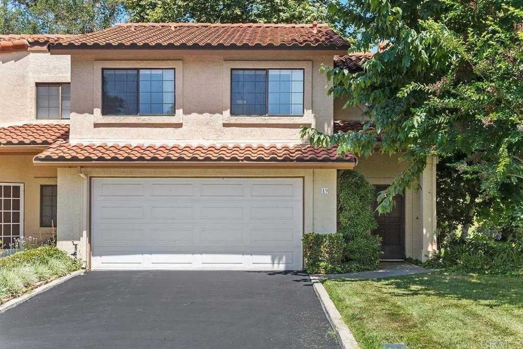 View Fallbrook, CA 92028 townhome
