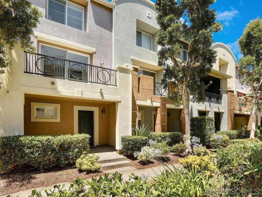 View San Diego, CA 92123 townhome