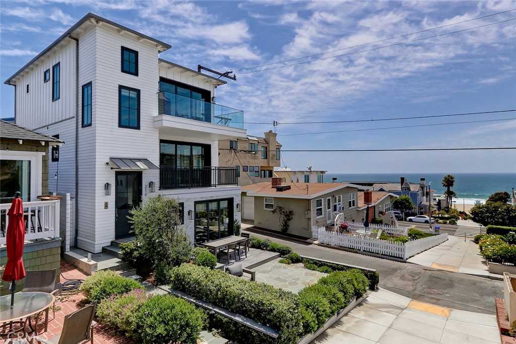 View Manhattan Beach, CA 90266 house