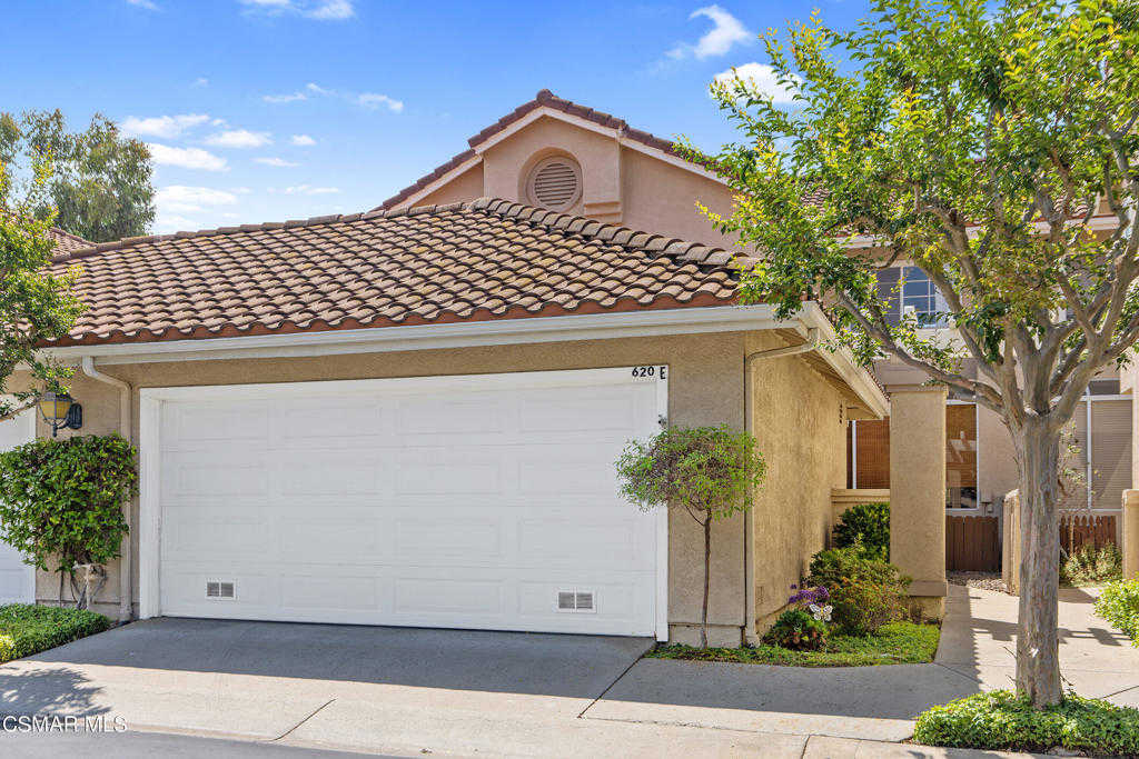 View Simi Valley, CA 93065 townhome