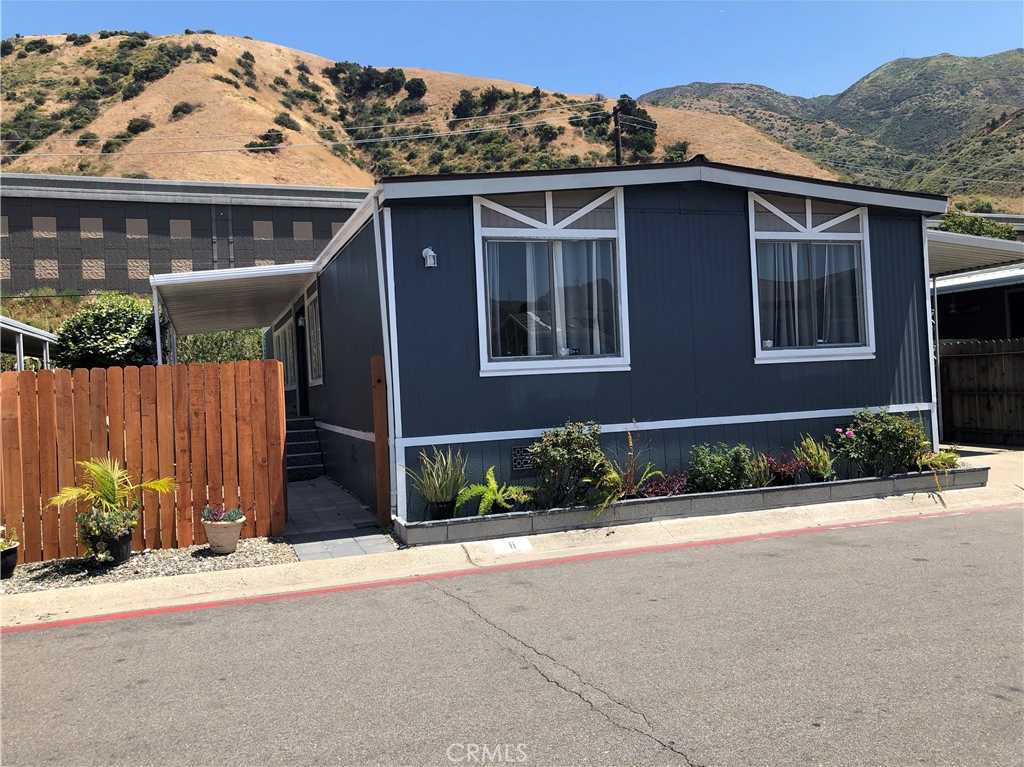 View Corona, CA 92878 property