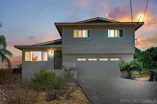 $925,000 - 4Br/3Ba -  for Sale in Jamul