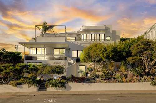 $8,250,000 - 4Br/5Ba -  for Sale in Hermosa Beach