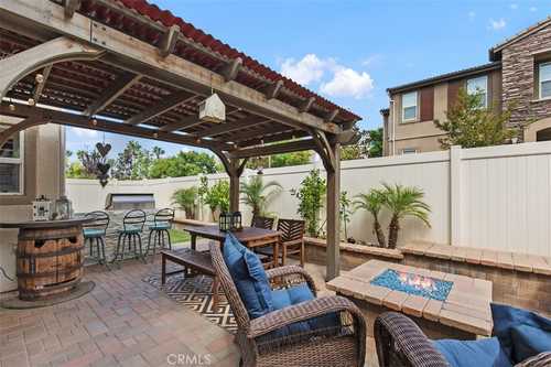 $559,900 - 2Br/3Ba -  for Sale in Temecula