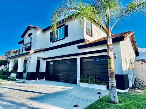 $657,000 - 5Br/4Ba -  for Sale in Moreno Valley