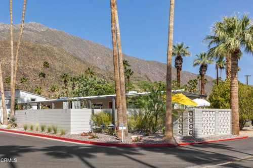 $481,000 - 2Br/2Ba -  for Sale in Palm Canyon Mobile C, Palm Springs