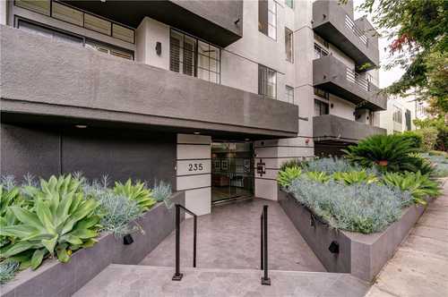 $1,599,000 - 2Br/3Ba -  for Sale in Beverly Hills