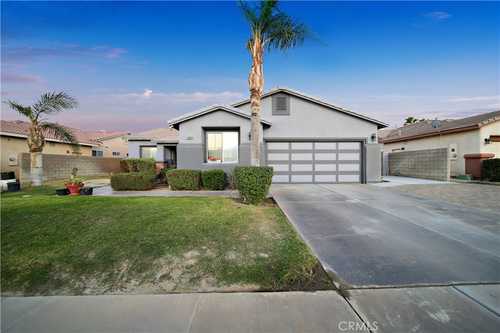 $599,900 - 3Br/2Ba -  for Sale in ,la Paloma, Cathedral City