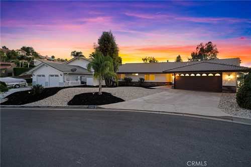 $1,199,000 - 3Br/4Ba -  for Sale in Canyon Lake