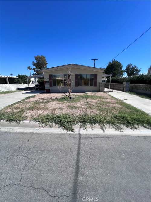 $195,000 - 2Br/2Ba -  for Sale in Thousand Palms (32004), Thousand Palms