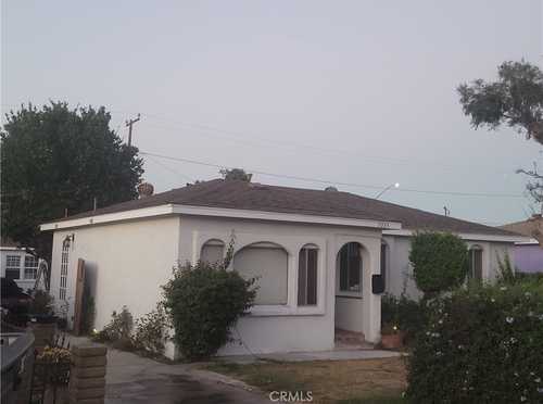 $849,000 - 3Br/2Ba -  for Sale in Paramount