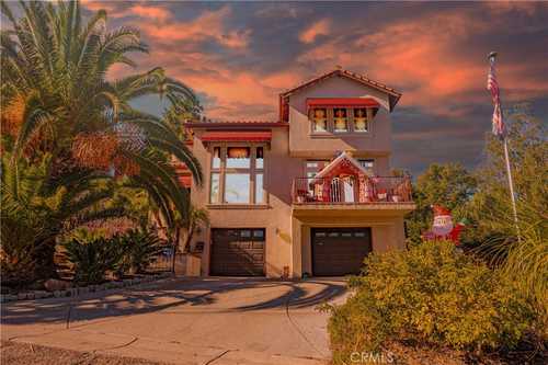 $599,000 - 3Br/3Ba -  for Sale in Lake Elsinore