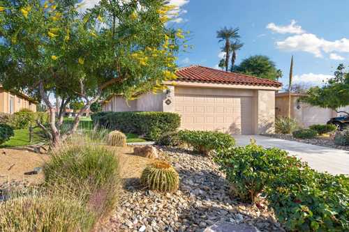 $599,000 - 2Br/2Ba -  for Sale in Sunrise C.C., Rancho Mirage