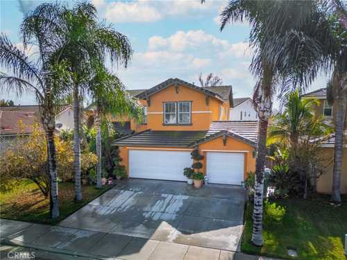 $875,000 - 5Br/4Ba -  for Sale in Eastvale