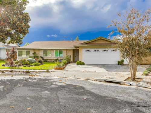 $895,000 - 4Br/2Ba -  for Sale in Placentia