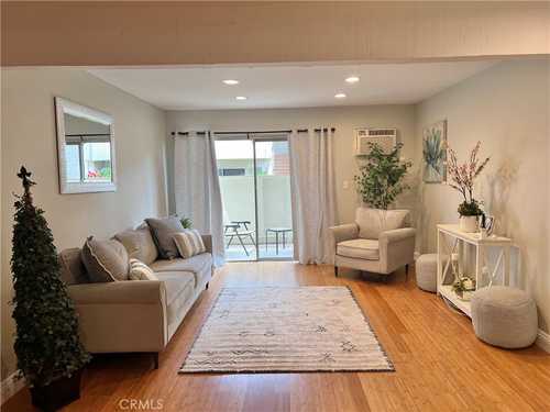 $365,000 - 1Br/1Ba -  for Sale in Town & Country Condos (811), Agoura Hills