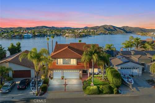 $1,650,000 - 4Br/4Ba -  for Sale in Canyon Lake
