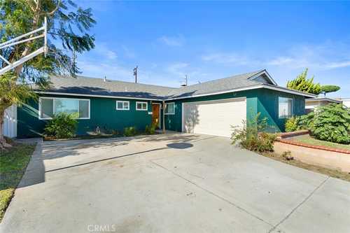 $1,260,000 - 4Br/2Ba -  for Sale in Fountain Valley