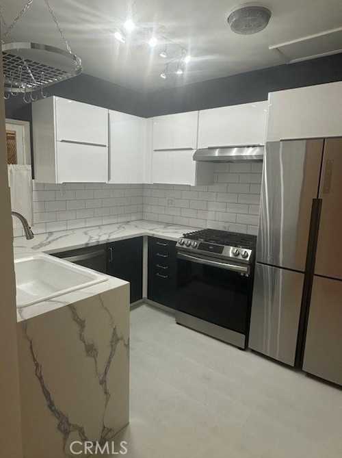 $389,000 - 0Br/1Ba -  for Sale in West Hollywood