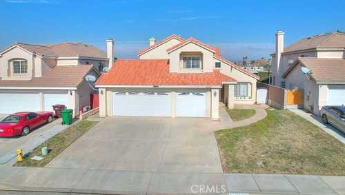 $580,000 - 4Br/3Ba -  for Sale in Moreno Valley