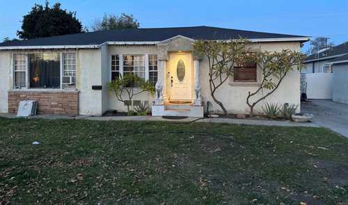 $795,000 - 3Br/2Ba -  for Sale in Downey