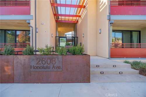 $909,000 - 2Br/2Ba -  for Sale in Montrose