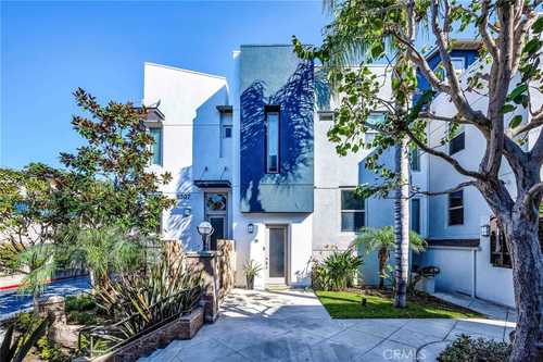 $1,140,000 - 3Br/3Ba -  for Sale in Hawthorne
