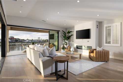 $4,995,000 - 4Br/5Ba -  for Sale in ,/, Seal Beach