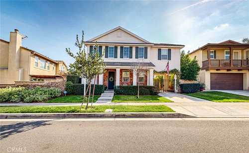 $1,088,000 - 3Br/3Ba -  for Sale in Azusa