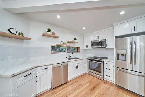 $664,900 - 1Br/1Ba -  for Sale in West Hollywood