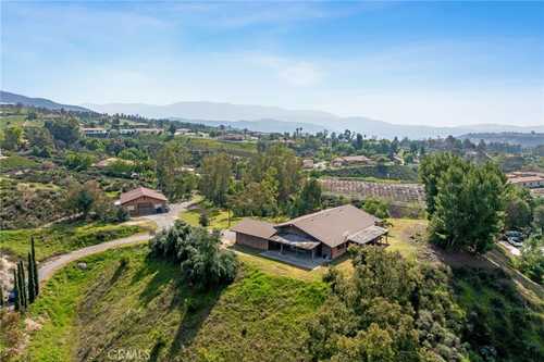 $1,000,000 - 3Br/2Ba -  for Sale in Temecula