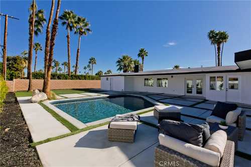 $1,249,000 - 3Br/3Ba -  for Sale in Sunrise Park (33257), Palm Springs