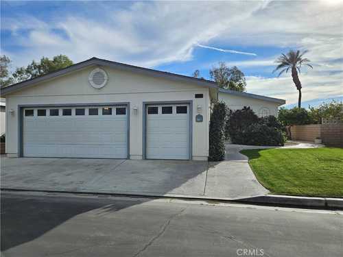 $389,000 - 4Br/2Ba -  for Sale in Ivey Ranch (32001), Thousand Palms