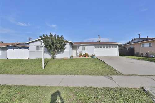 $820,000 - 3Br/2Ba -  for Sale in Rowland Heights