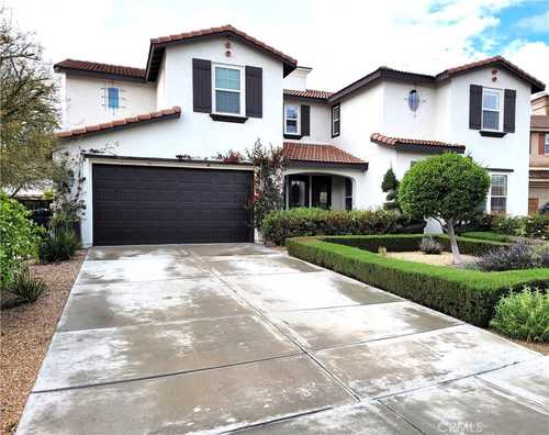 $1,154,800 - 5Br/5Ba -  for Sale in Eastvale