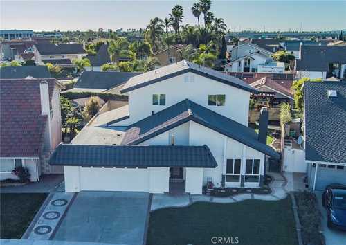 $1,898,000 - 4Br/4Ba -  for Sale in Fountain Valley