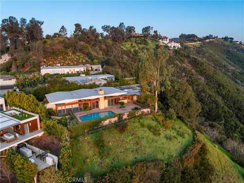 $9,495,000 - 3Br/3Ba -  for Sale in Beverly Hills