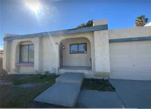 $489,000 - 3Br/2Ba -  for Sale in Desert Park Estates (33103), Palm Springs