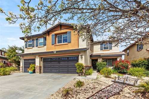 $715,000 - 5Br/3Ba -  for Sale in Lake Elsinore