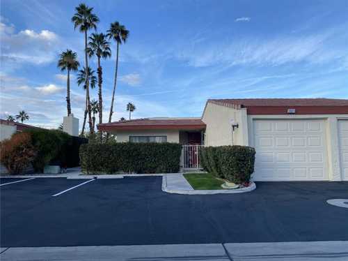 $429,000 - 2Br/2Ba -  for Sale in Canyon South 1 (33425), Palm Springs