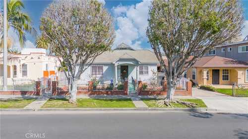 $1,370,000 - 7Br/4Ba -  for Sale in Inglewood