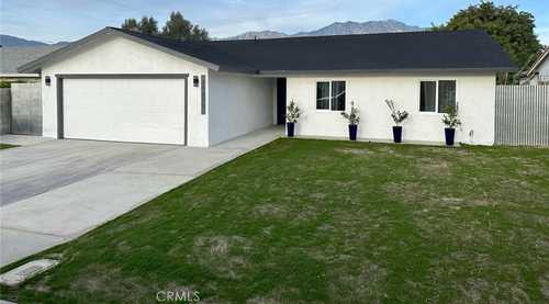 $569,900 - 4Br/2Ba -  for Sale in Cathedral Springs (33534), Cathedral City