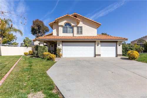 $765,000 - 4Br/3Ba -  for Sale in Temecula