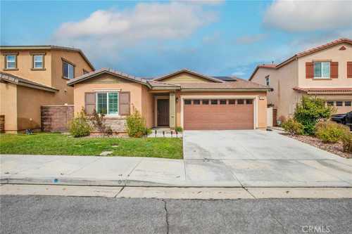 $524,999 - 3Br/2Ba -  for Sale in Lake Elsinore