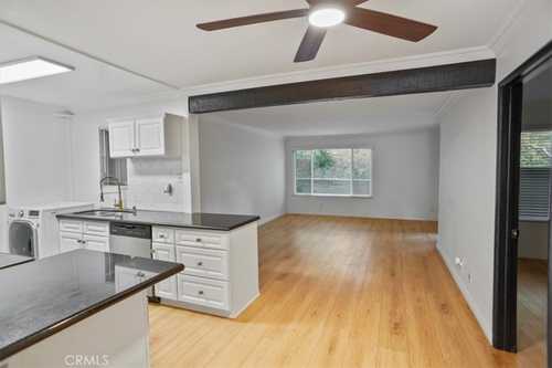 $550,000 - 3Br/2Ba -  for Sale in Town & Country Condos (811), Agoura Hills