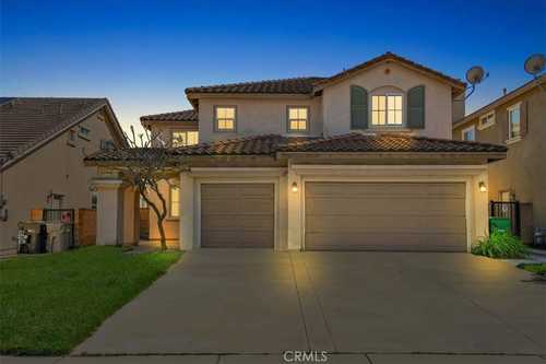 $850,000 - 4Br/3Ba -  for Sale in Eastvale