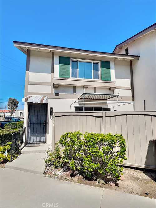 $665,000 - 3Br/3Ba -  for Sale in Buena Park