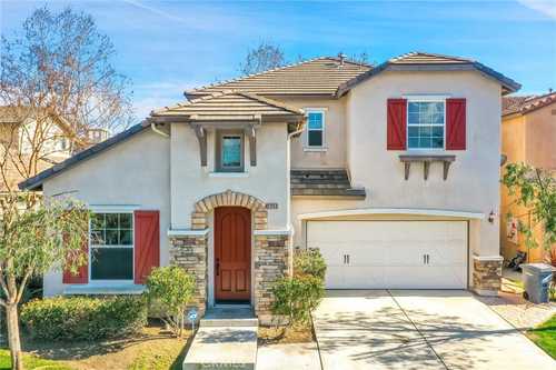 $739,900 - 4Br/3Ba -  for Sale in Temecula