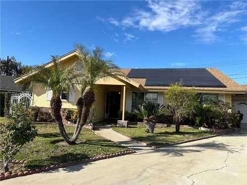 $938,000 - 3Br/2Ba -  for Sale in Arcadia